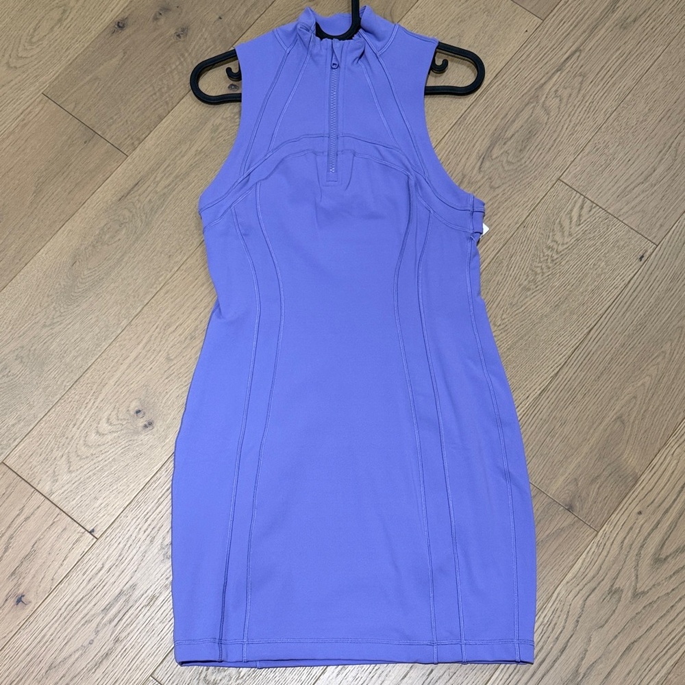 RARE lululemon Define dress size 6
